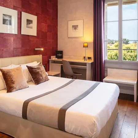 Des Arceaux 3* Montpellier