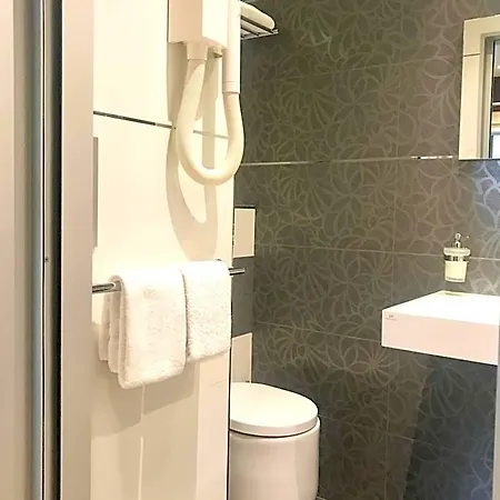 Des Arceaux Hotel 3*