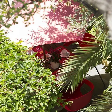 Des Arceaux 3* Montpellier