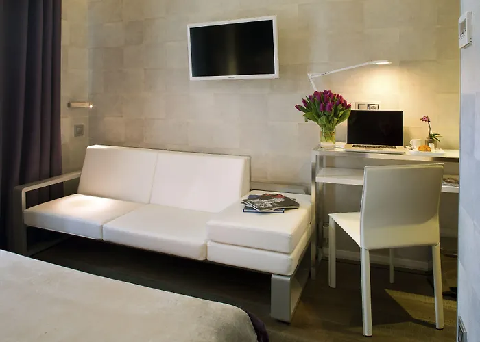 Des Arceaux 3* Montpellier