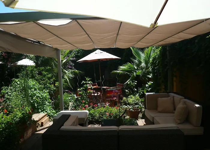 Hotel Des Arceaux Montpellier