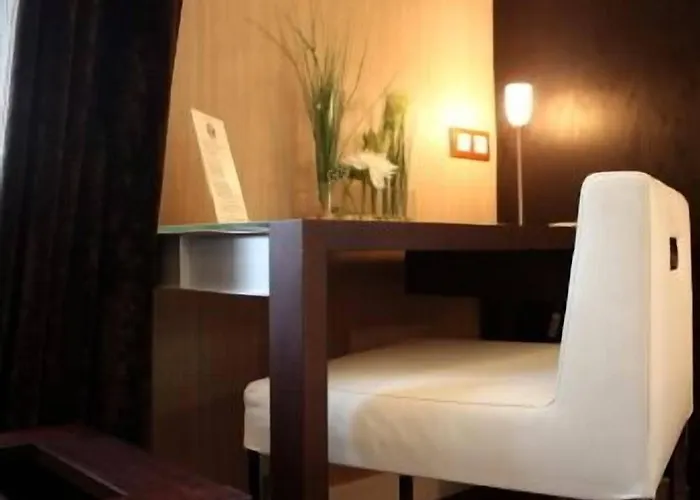 Des Arceaux 3* Montpellier