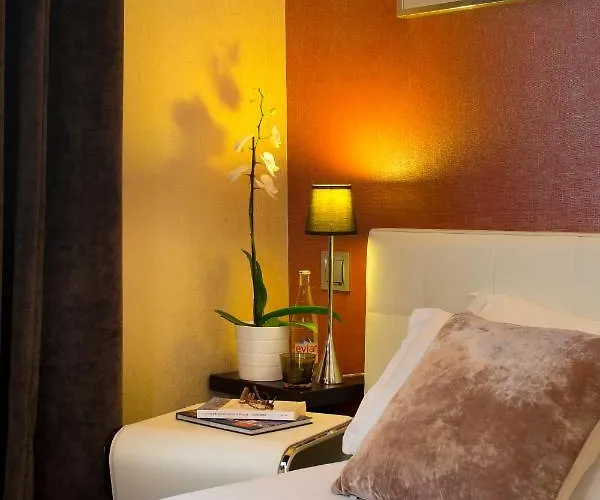 Des Arceaux Hotel 3*